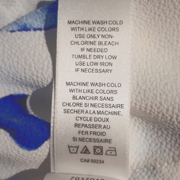 4 for $30 NWT CeCe Blue Print Sleeveless Blouse - Picture 9 of 10